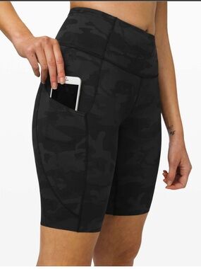 Lululemon fast and free 10” shorts incognito camo grey size 4